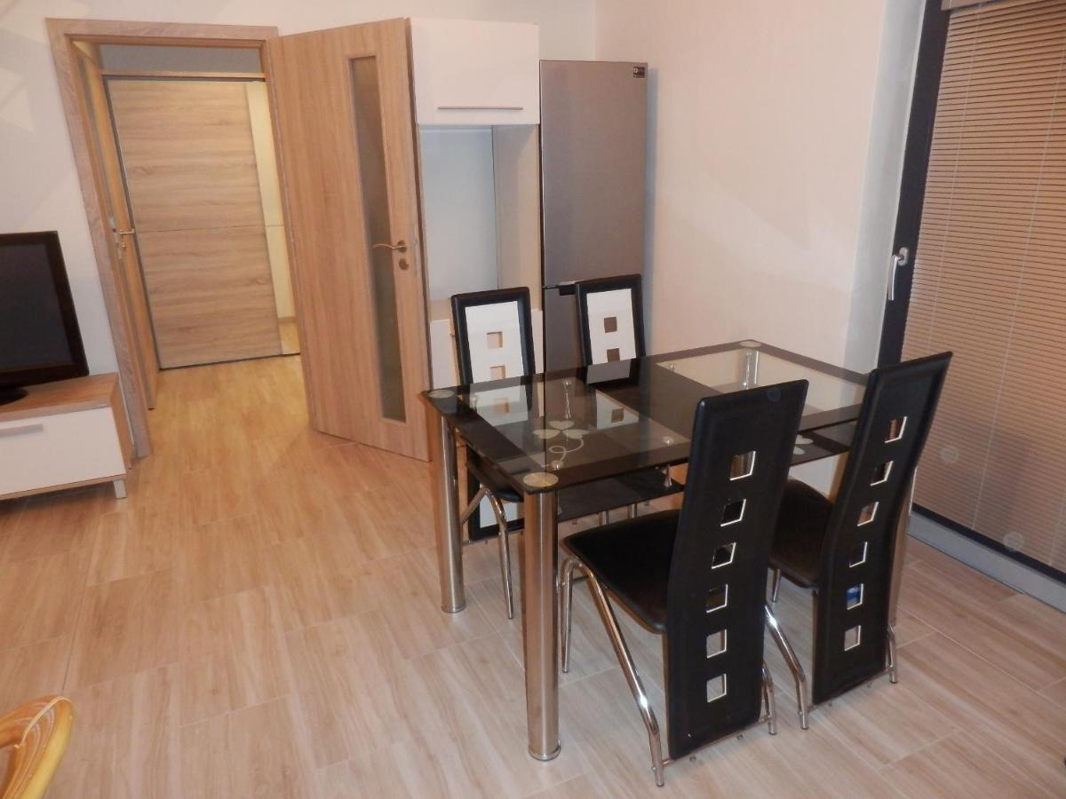Apartman Jana Kunovice Exterior foto